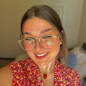 Meet your Posher, Emma